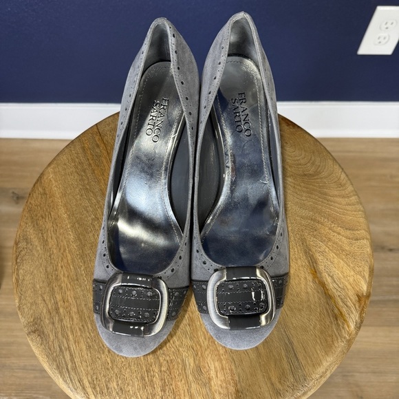 Franco Sarto Paver Gray Suede Heels with Buckle, Size 9.5 - Picture 2 of 7